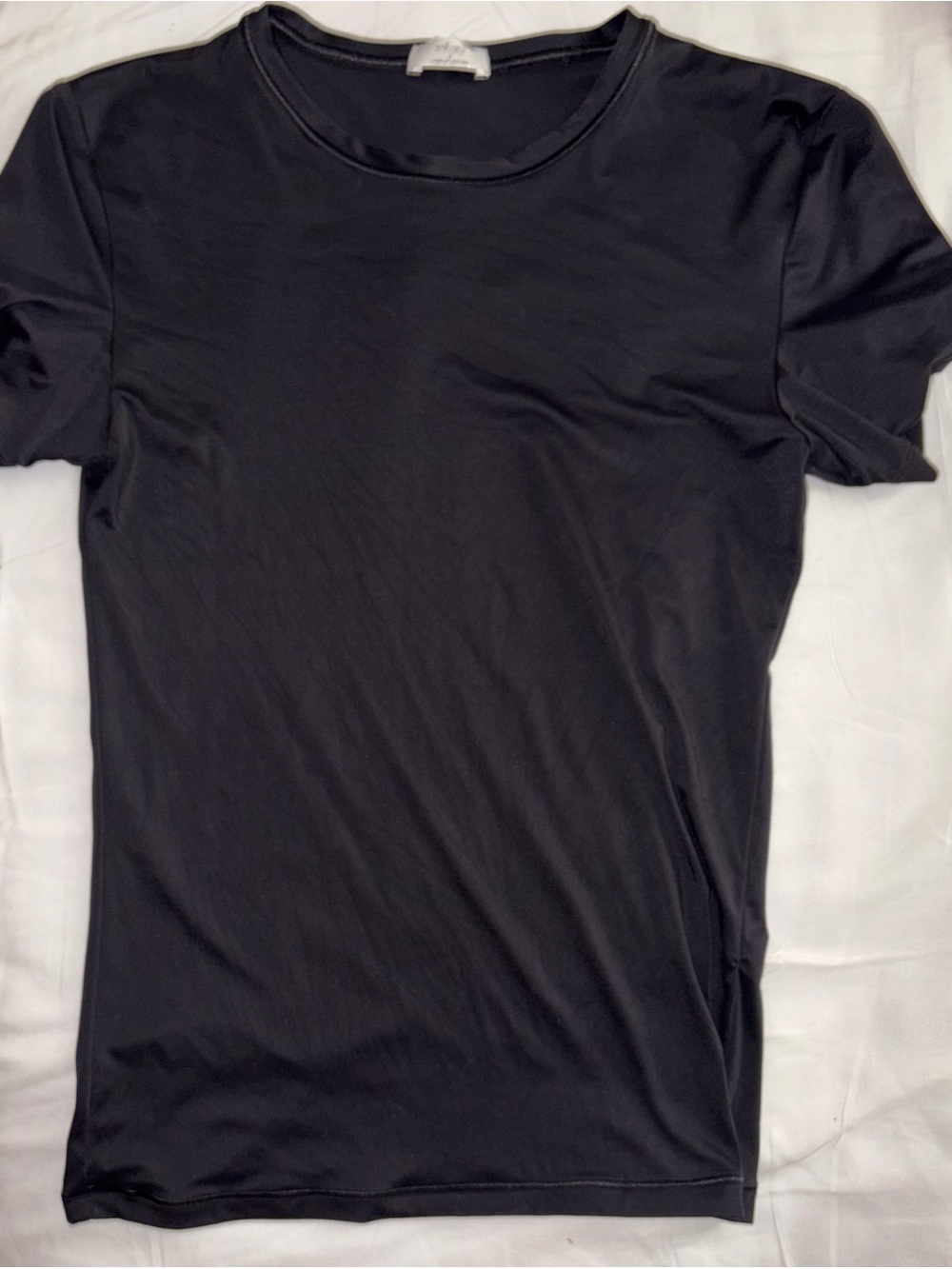 Classic Black Crewneck T-Shirt - Aritzia